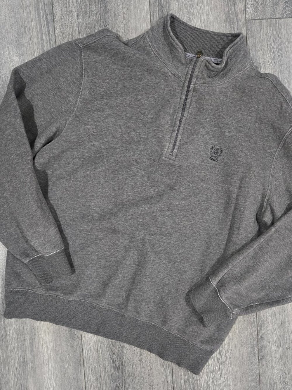Men's IZOD Pullover Sweatshirt sz L